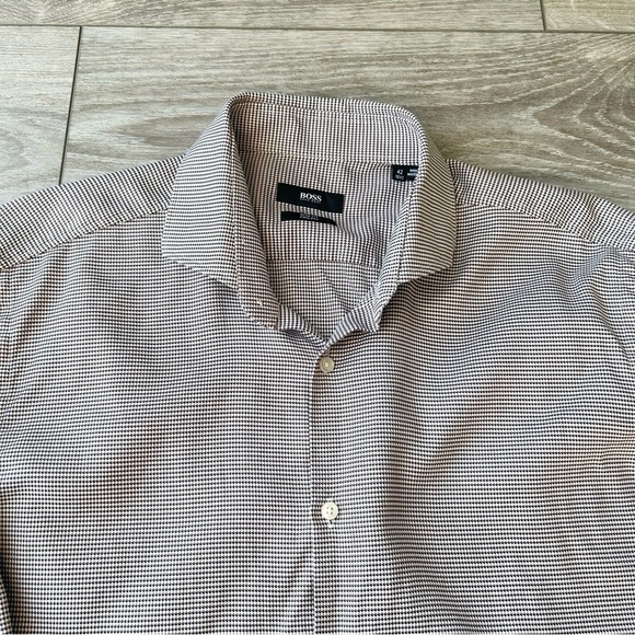 Hugo Boss Pure Cotton Jacquard Pattern Slim Fit Shirt - Picture 4 of 15